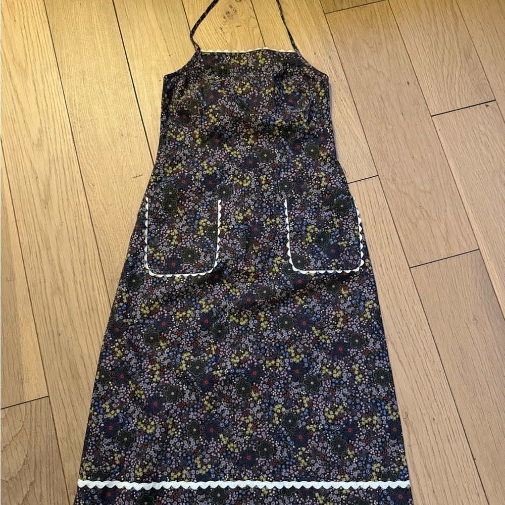 Jill Anderson Floral Patterned dress